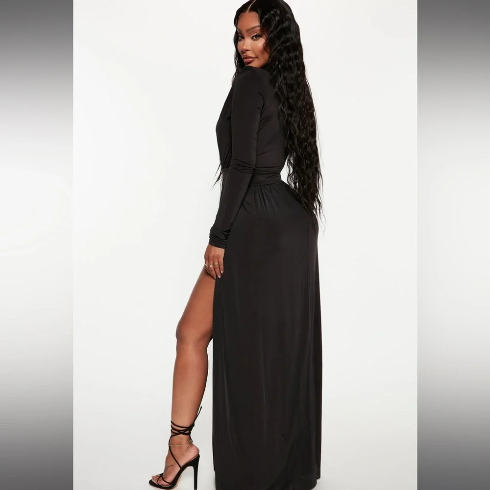 SOLD- Mercari. Fashion nova black spree dress - Picture 2 of 4